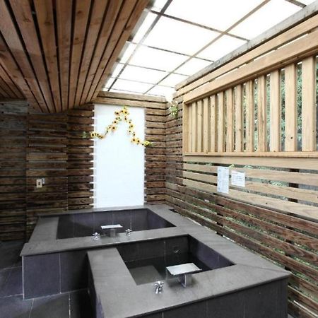 Hotspring World Wulai Hotell Eksteriør bilde